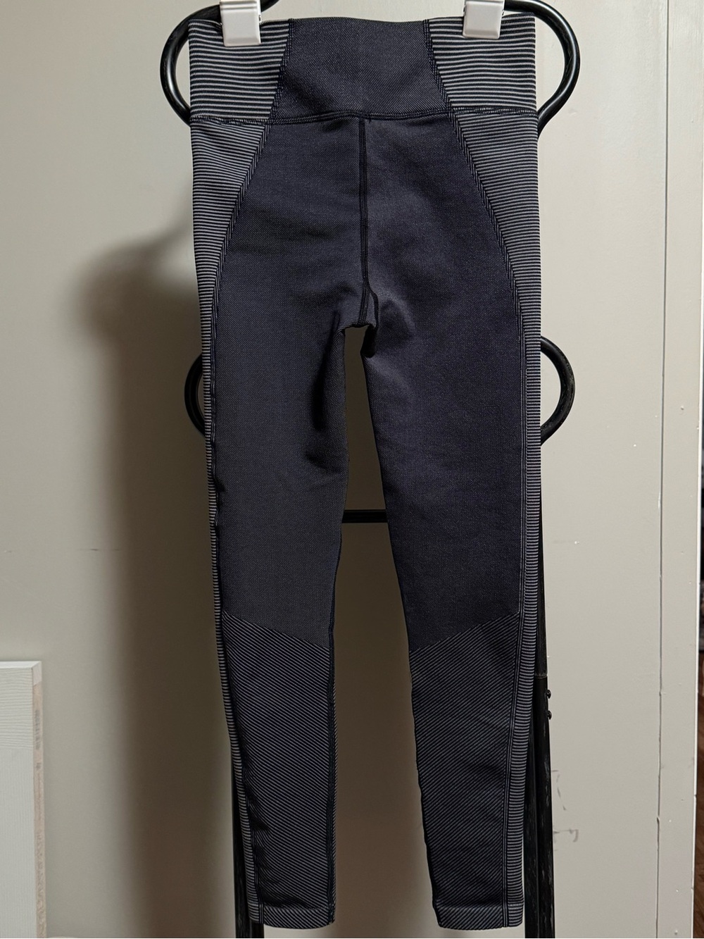 Aerie 3/8 Leggings Sz S